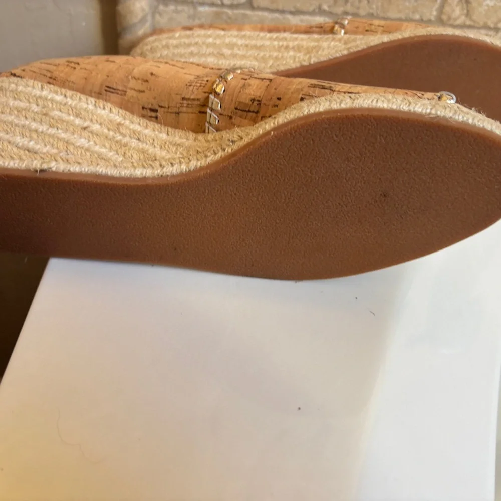 Jack Rogers Cork Espadrilles with Gold Accents Women’s Sz 11M Beach Vacation - Picture 2 of 6